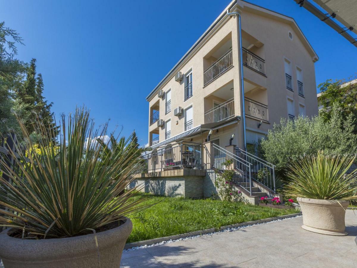 Dolores Crikvenica Exterior photo